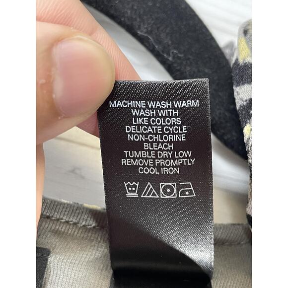 Axcess Liz‎ Claiborne Blouse Womens XL Gray Black Yellow Square Neck Lined Top - Picture 8 of 10